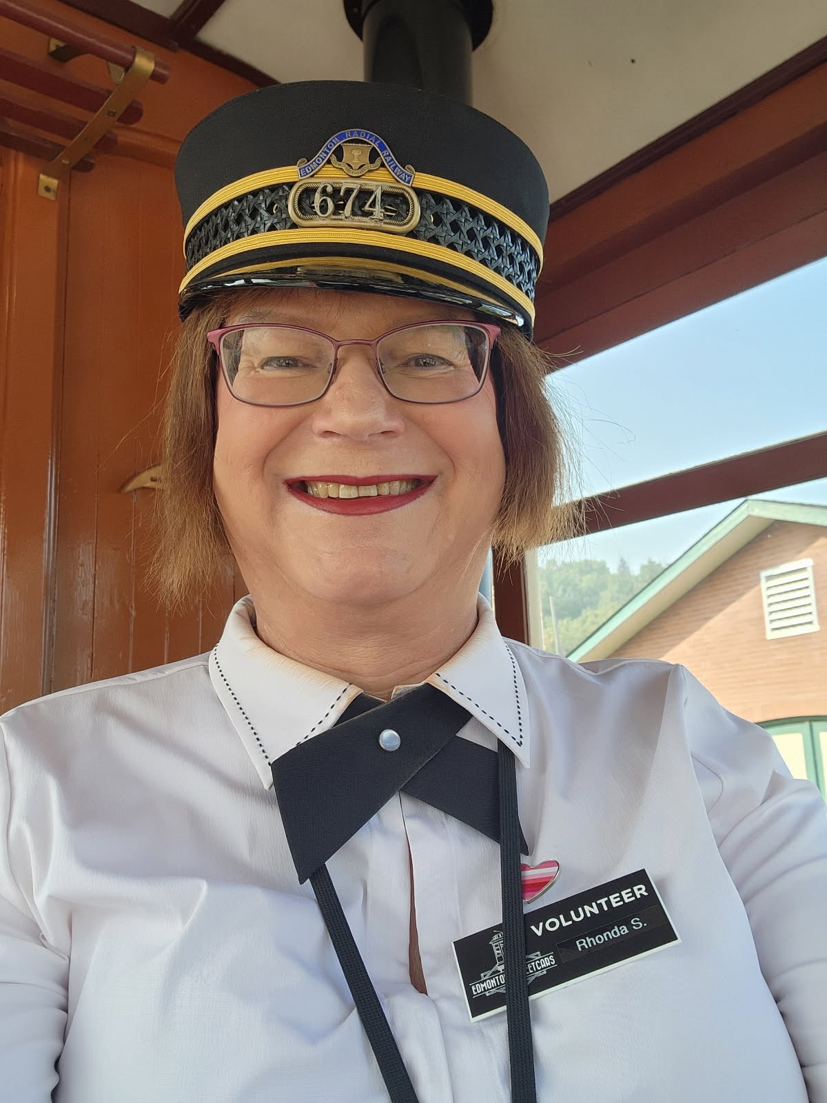 Headshot of Rhonda Shand